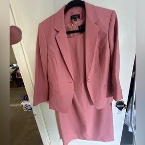 NWT Pink dress suit Size 8